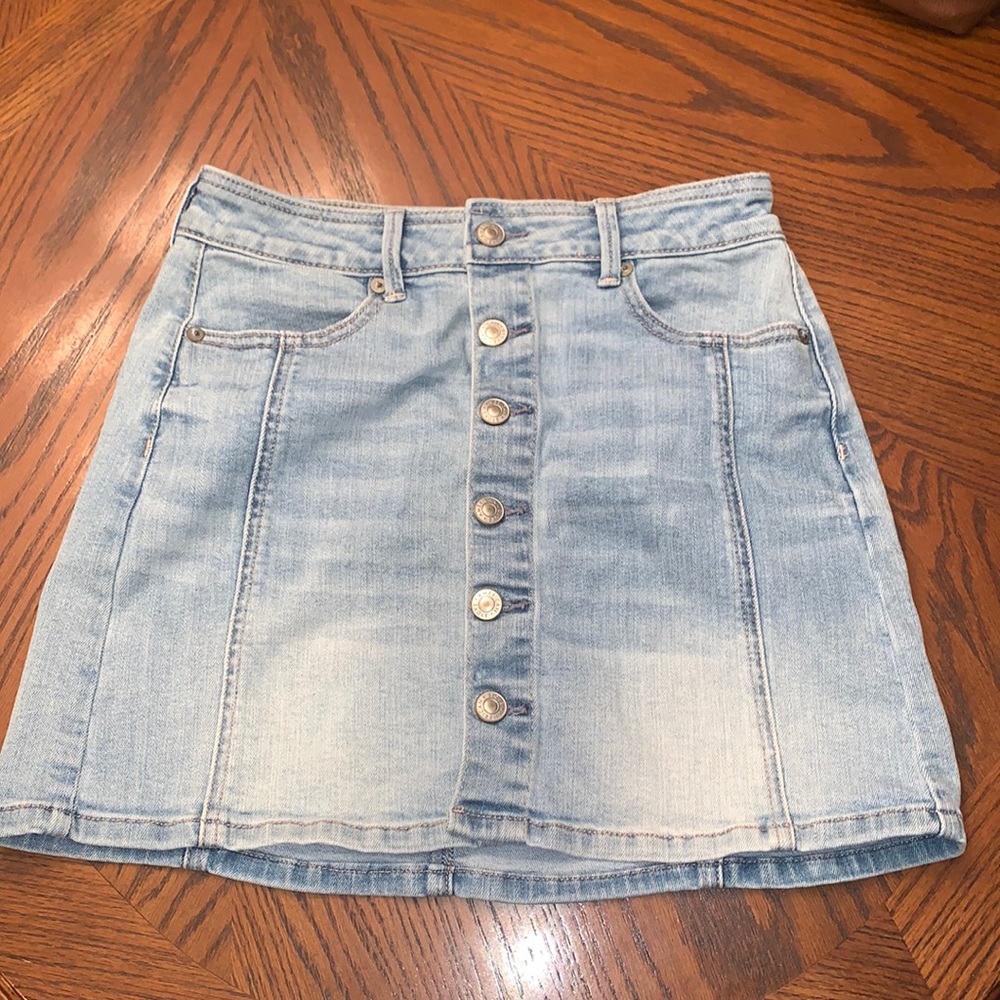 American Eagle button down skirt